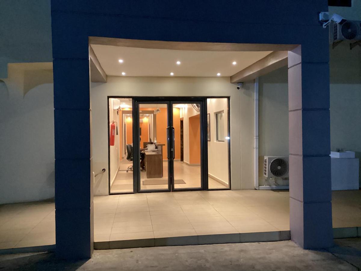 Adis Hotels Prime イバダン エクステリア 写真