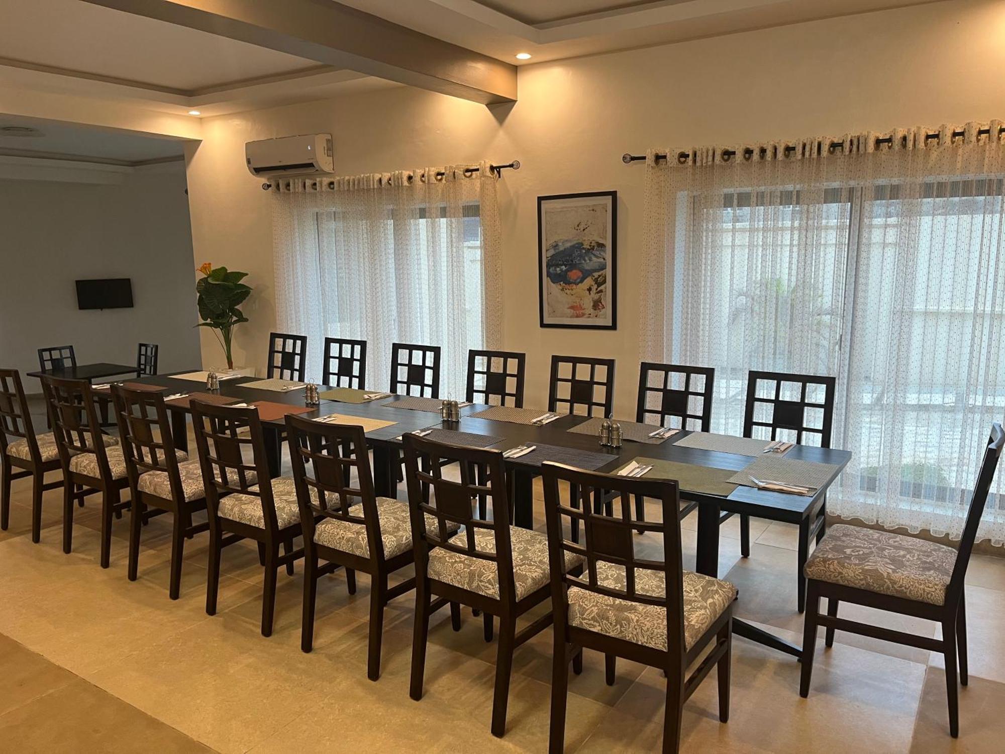 Adis Hotels Prime イバダン エクステリア 写真